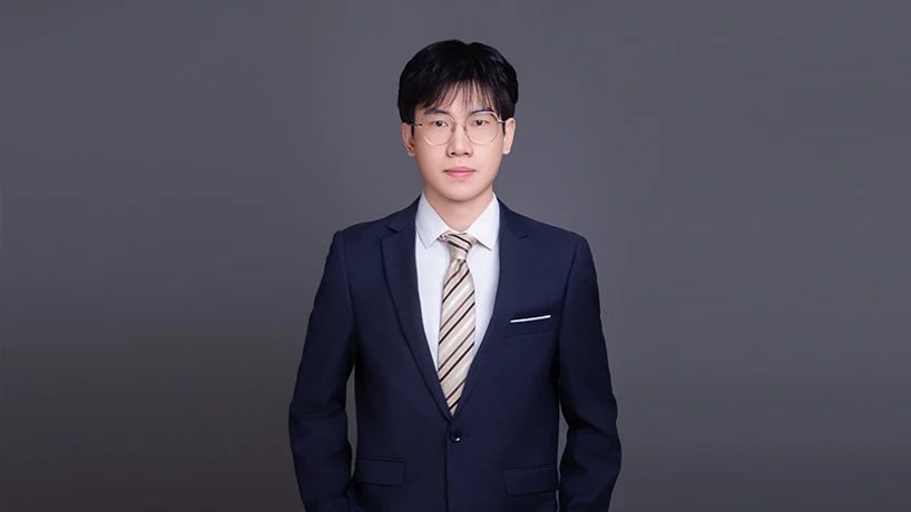 罗杰中16：9.jpg