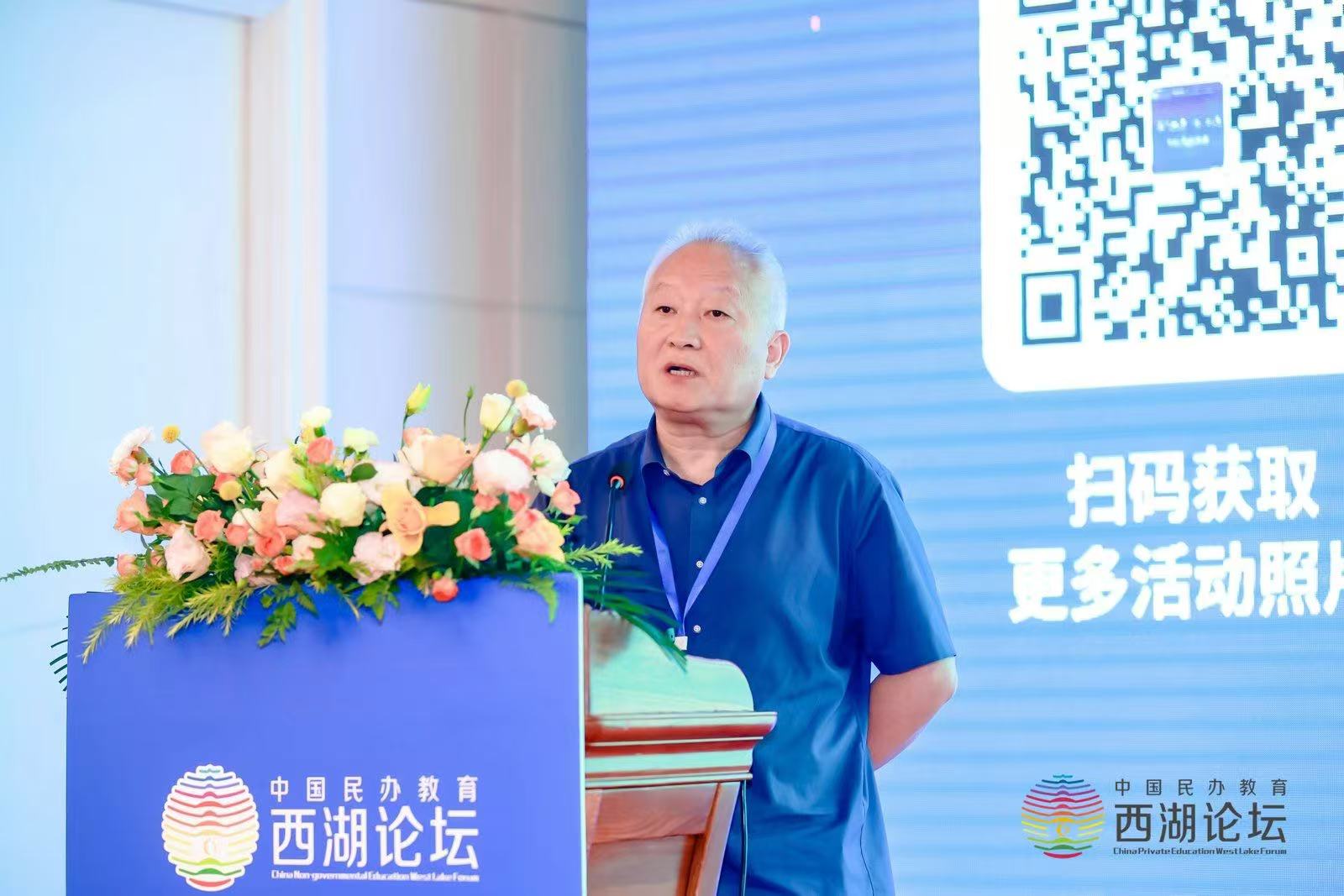 吴华.jpg