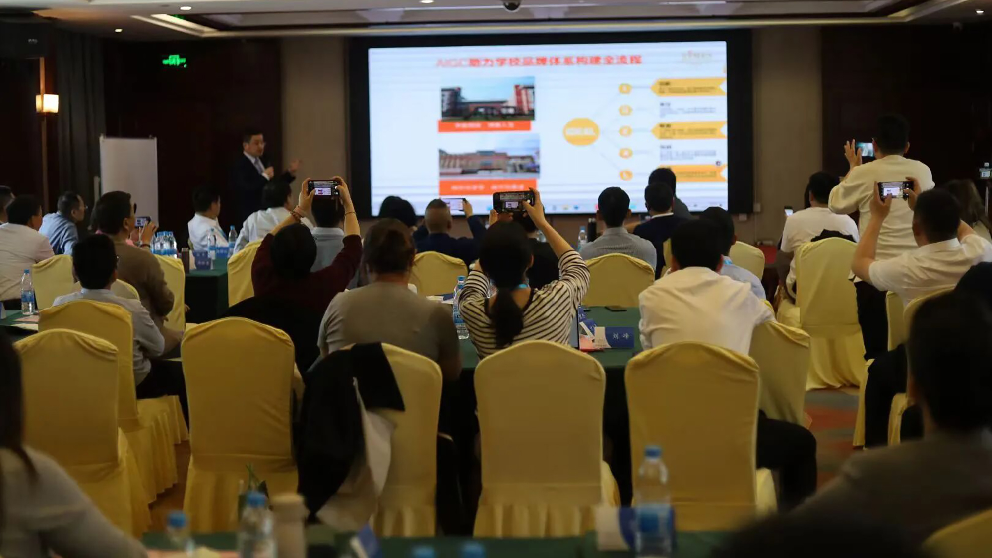 张阔-3.jpg 张阔-3.jpg