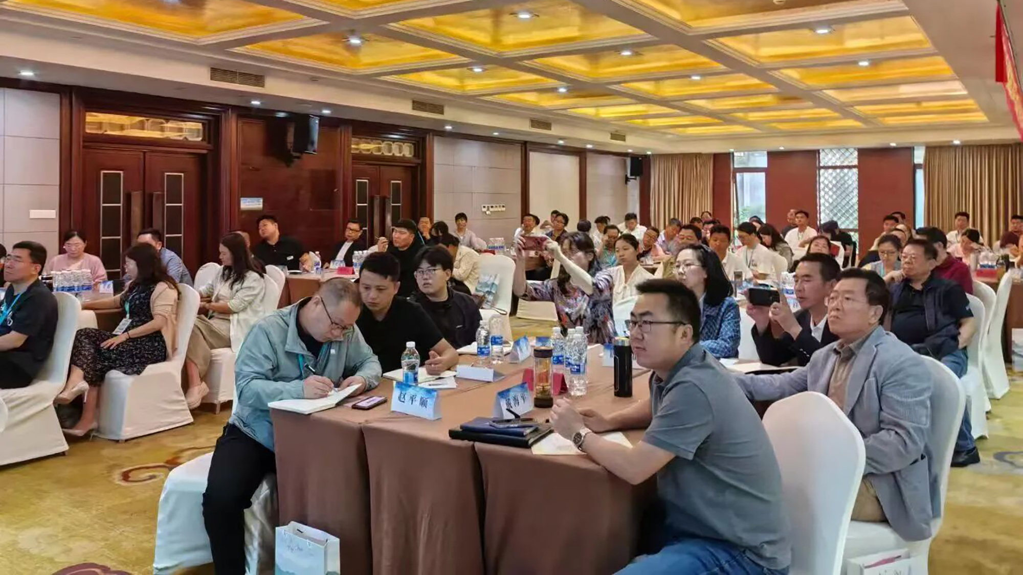 张阔-6.jpg 张阔-6.jpg
