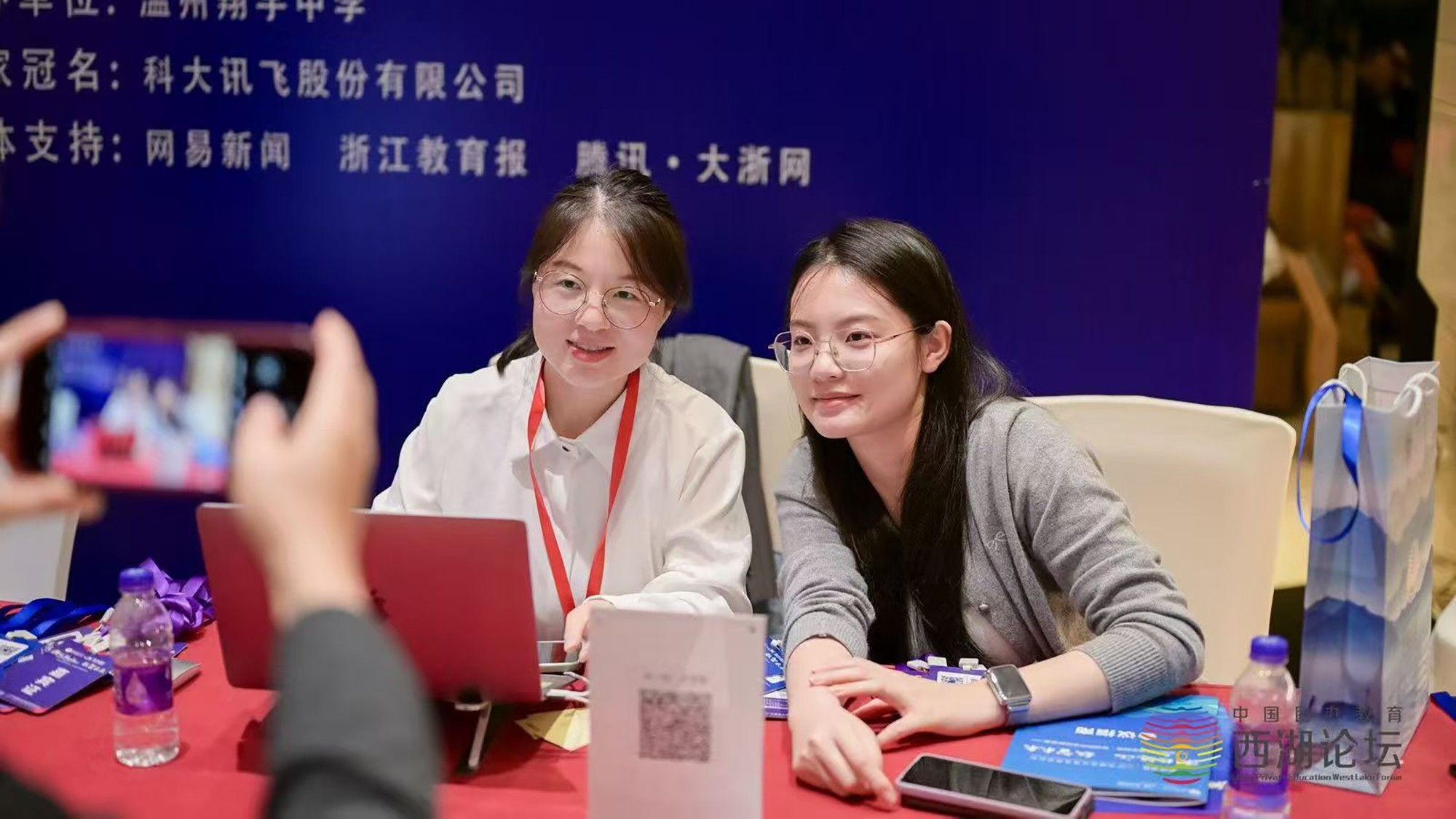 李晓琳-5.jpg 李晓琳-5.jpg