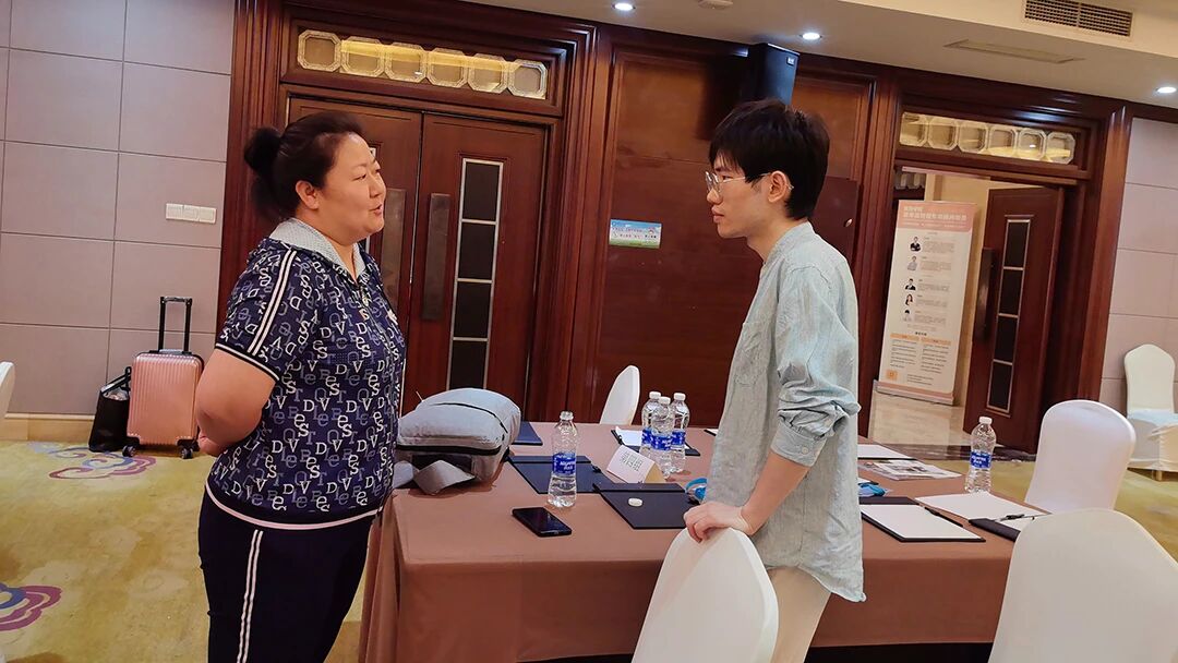 罗杰中-5.jpg 罗杰中-5.jpg