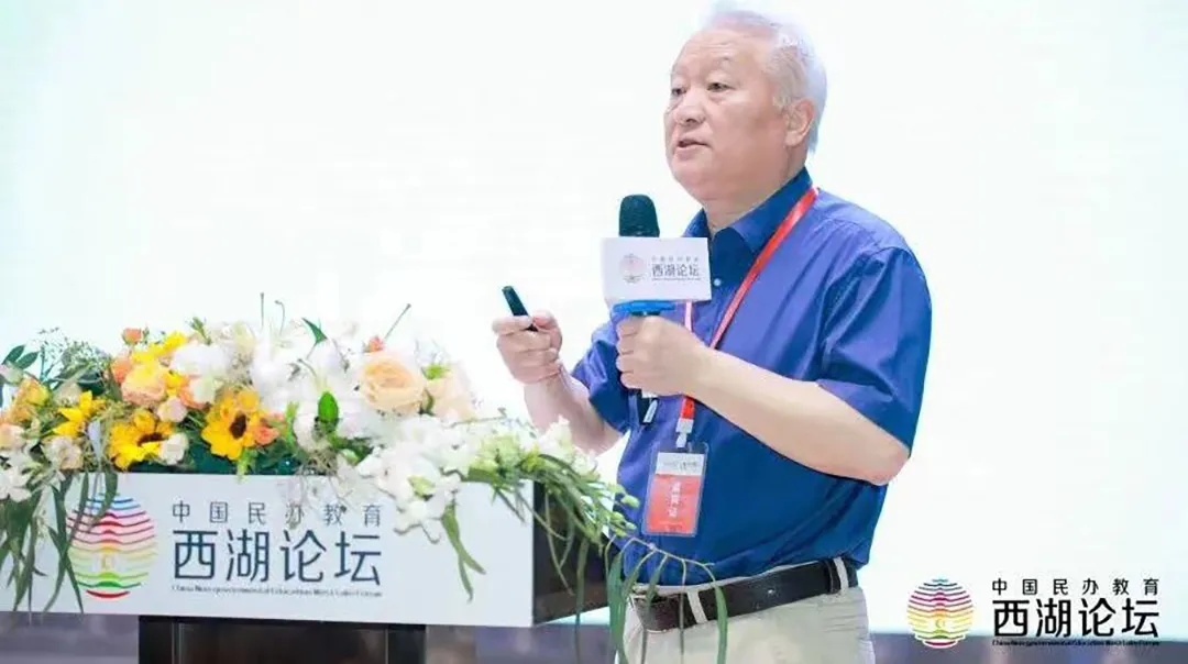 吴 华.png 吴 华.png