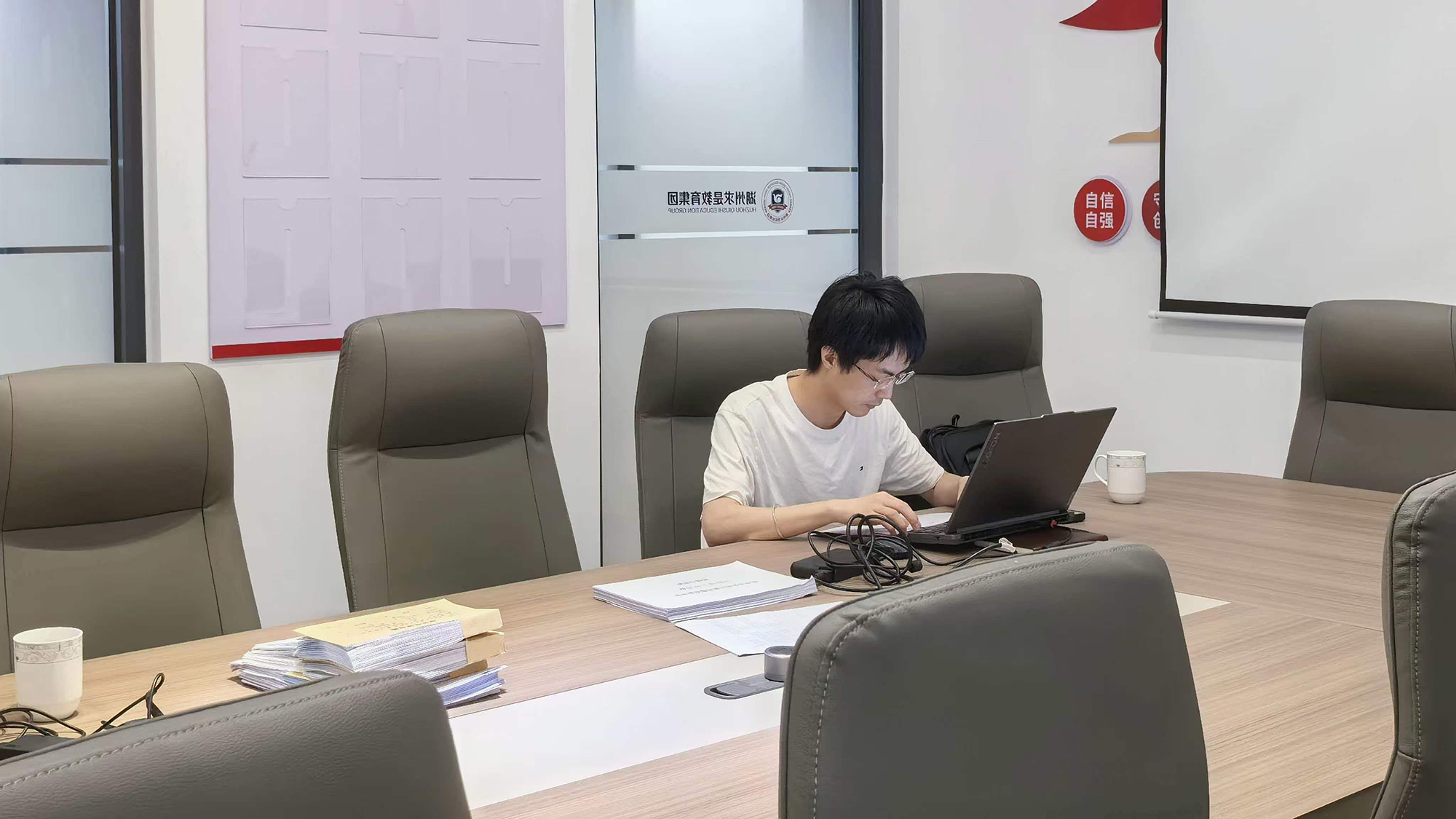 李琦-3.jpg 李琦-3.jpg